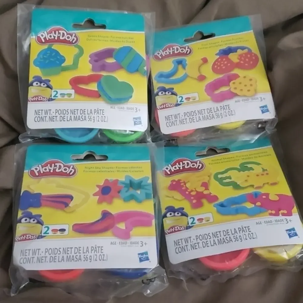 4 Play-Doh Sets‎